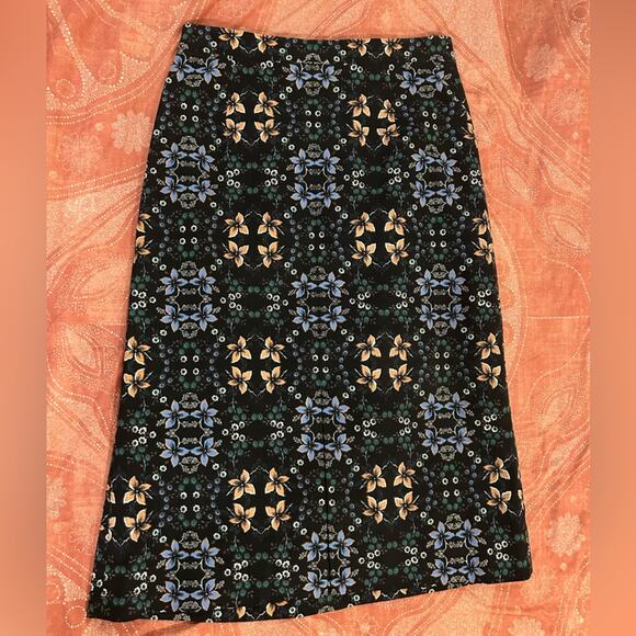 J Crew Long A Line Floral Skirt w Sweet Spring Floral Patrern - Picture 1 of 10